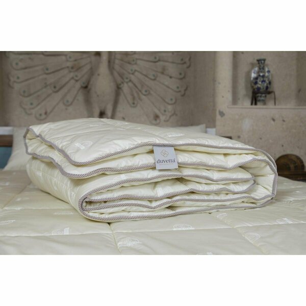 Furnia 68 x 90 in. Washable Wool Comforter, White HD-DUV-WOOL-QUILT-T